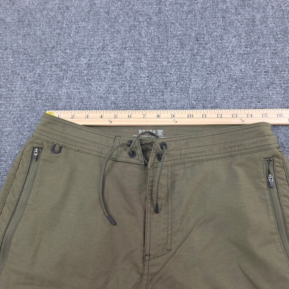 ROARK Military Layover 2.0 Mens Board Shorts Olive Green Zip Pocket‎ Drawstring - Picture 3 of 5